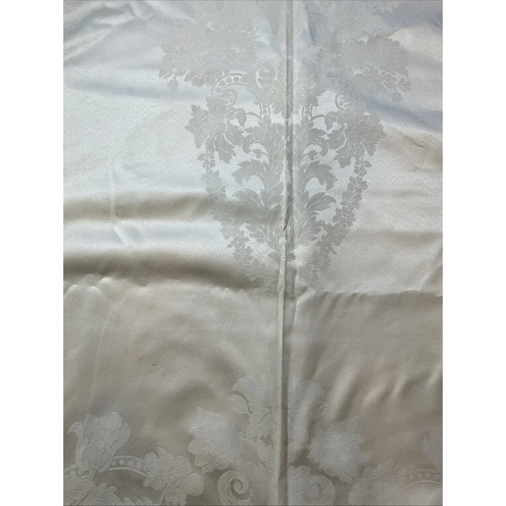 Waterford Table Cloth Ivory Cotton Poly Blend Damask Taiwan 59